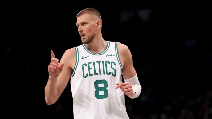 NBA : Les Spurs renoncent à la piste Kristaps Porzingis pour renforcer leur effectif