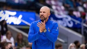 NBA : Stein dévoile les coulisses et dernières rumeurs – Mavs (D‑Lo, CP3, Exum), Sixers et Hawks à la Une