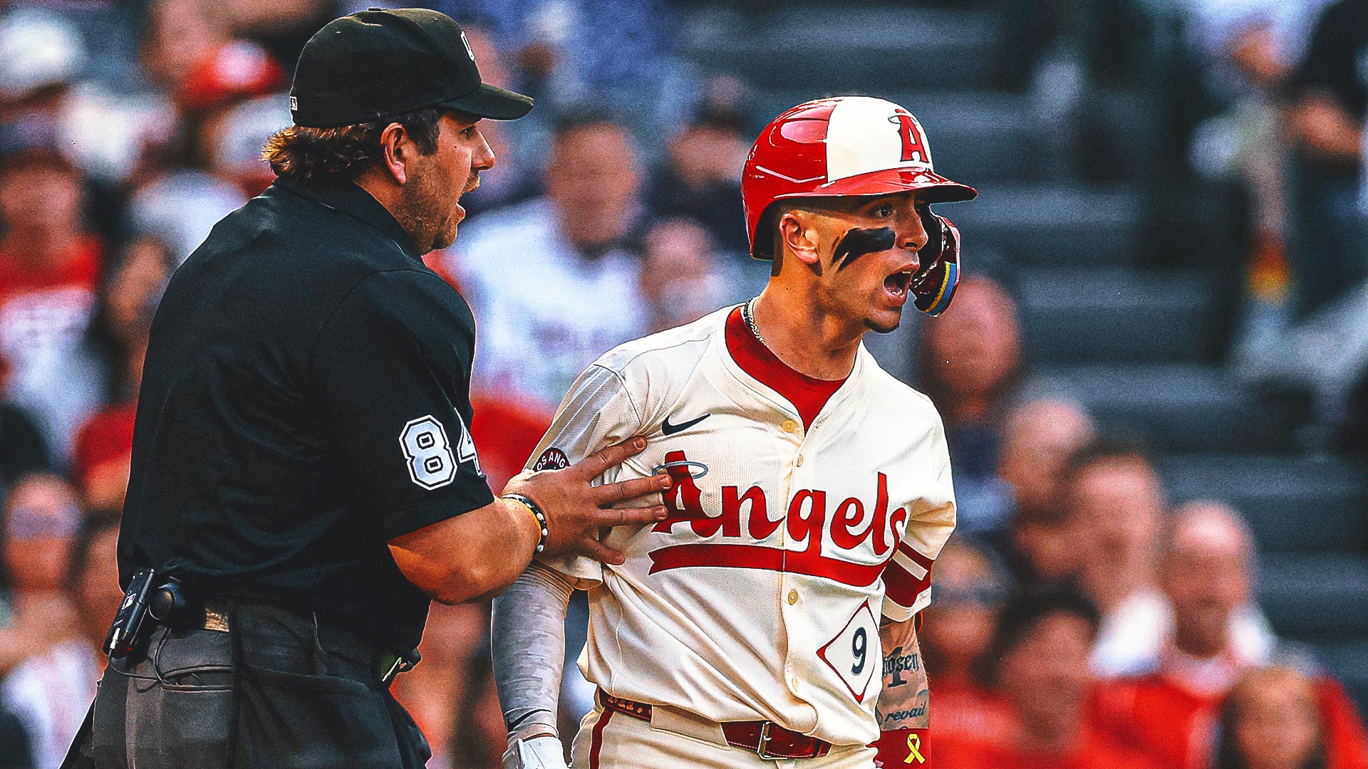Les esprits s'échauffent, les bancs et les enclos des releveurs sont vides lors de la victoire 3-2 des Astros contre les Angels