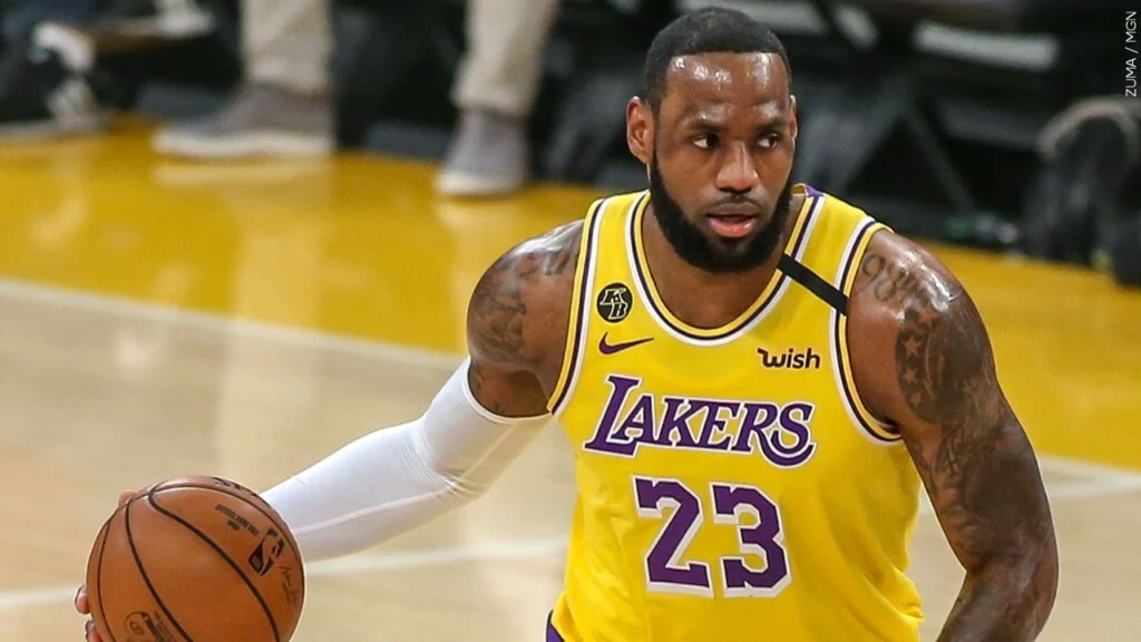 LeBron James : "Michael Jordan, l'inspiration ultime. Nos styles auraient été explosifs ensemble"