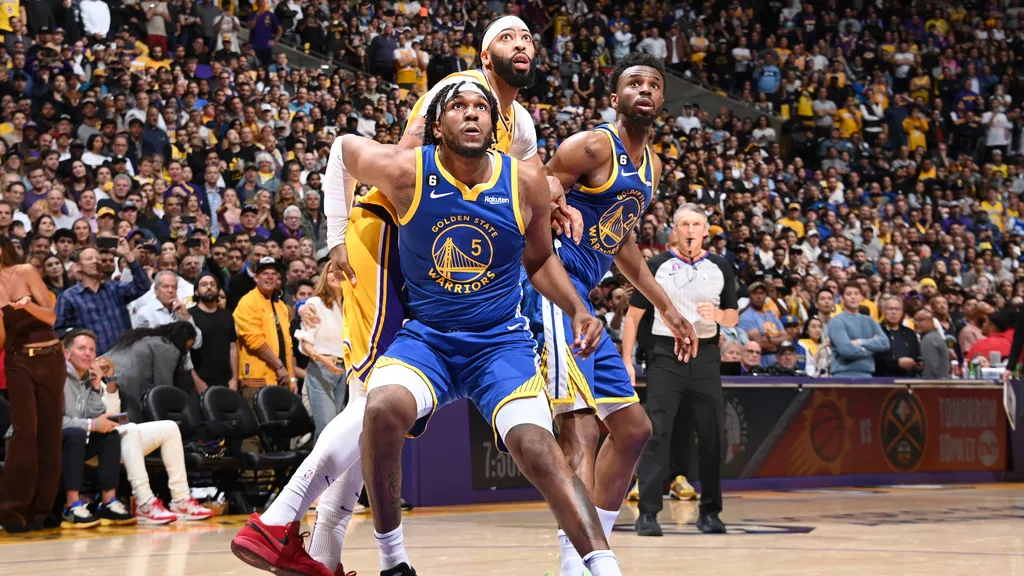 NBA : Steve Kerr encense l’élégance et le charisme de Kevon Looney