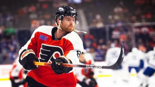 NHL – Les Flyers frappent fort : Cam York signe pour 5 ans !