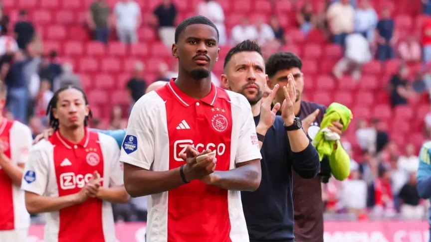 Foot – Premier League : Jorrel Hato, la nouvelle pépite néerlandaise convoitée par Chelsea