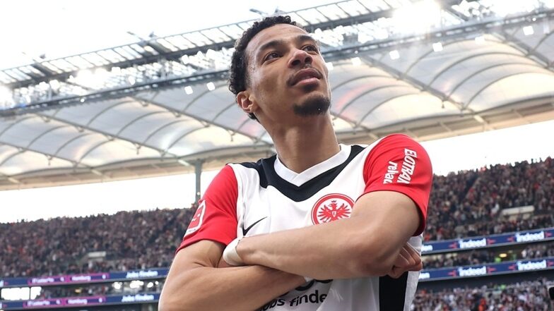 Foot - Mercato : Mercato : Liverpool progresse rapidement dans les négociations pour signer Hugo Ekitike