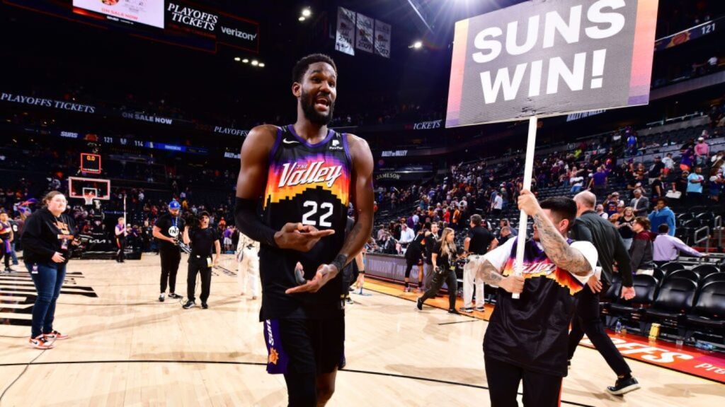 NBA : Luka Doncic emballé à l'idée de faire équipe avec Deandre Ayton