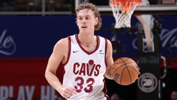 NBA : Luke Travers rempile avec les Cavaliers