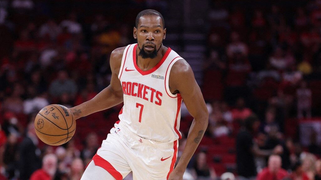 NBA : Kevin Durant prolonge pour deux ans aux Rockets