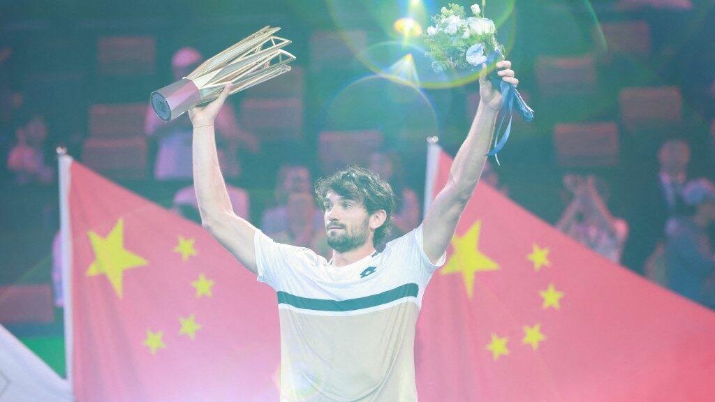 Tennis : Valentin Vacherot remporte Shanghai