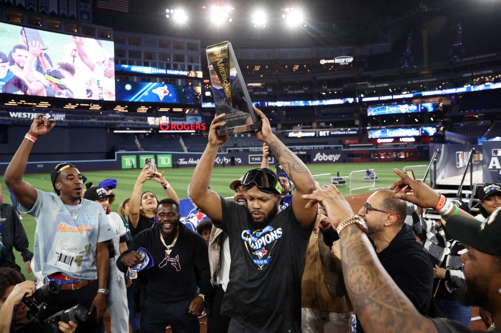 MLB : Jeter, A-Rod et Big Papi réagissent à l’épopée des Blue Jays après un Game 7 d’anthologie