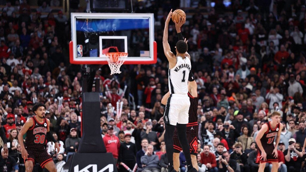 Wembanyama éteint les Bulls (38PTS)