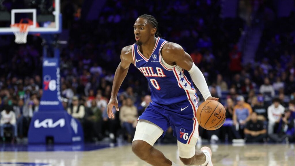 NBA : Tyrese Maxey impérial (54 pts) fait plier les Bucks