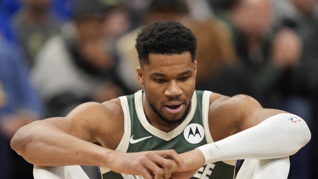 NBA : Giannis Antetokounmpo clarifie son avenir