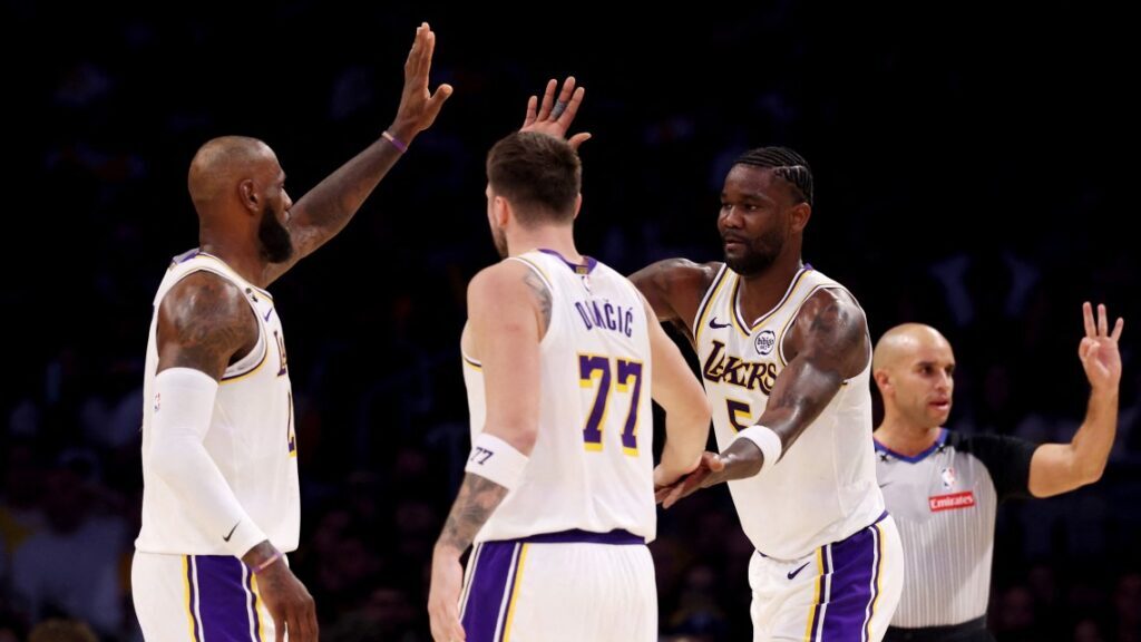 NBA : Les Lakers retrouvent leur statut de patrons contre Toronto NBA : Les Lakers retrouvent leur statut de patrons contre Toronto