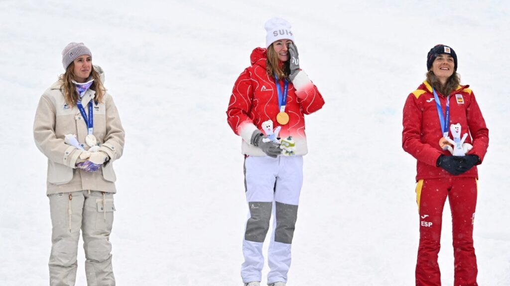 JO 2026 - Ski-alpinisme : Emily Harrop en argent, l’or s’échappe à Bormio JO 2026 - Ski-alpinisme : Emily Harrop en argent, l’or s’échappe à Bormio