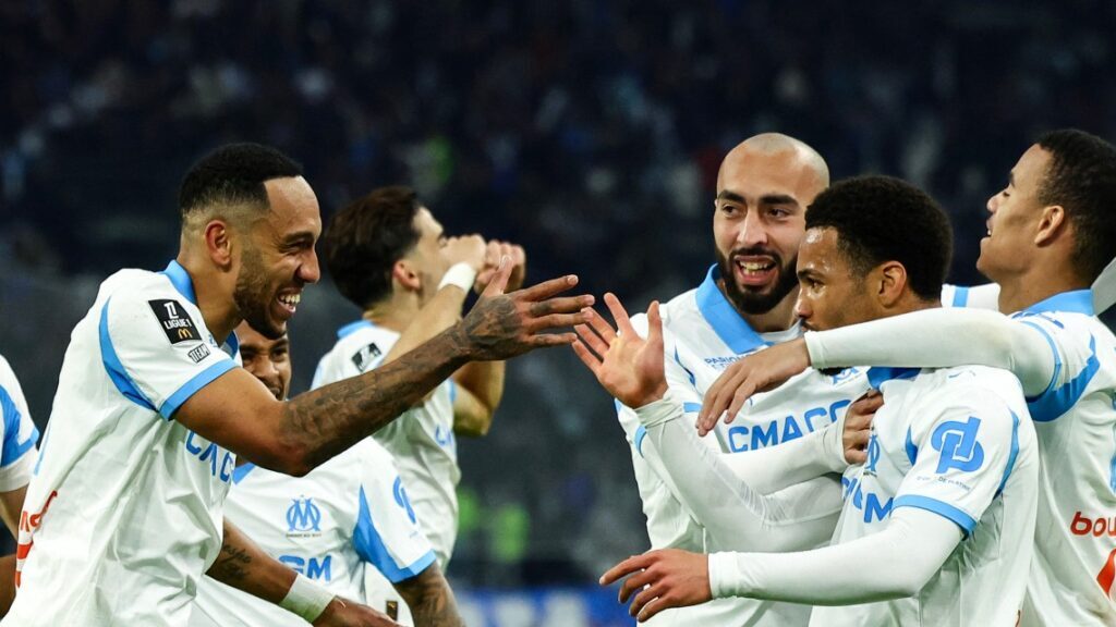 Ligue 1 : Aubameyang embrase l’Orange Vélodrome, l’OM renverse l’OL dans un Olympico fou Ligue 1 : Aubameyang embrase l’Orange Vélodrome, l’OM renverse l’OL dans un Olympico fou
