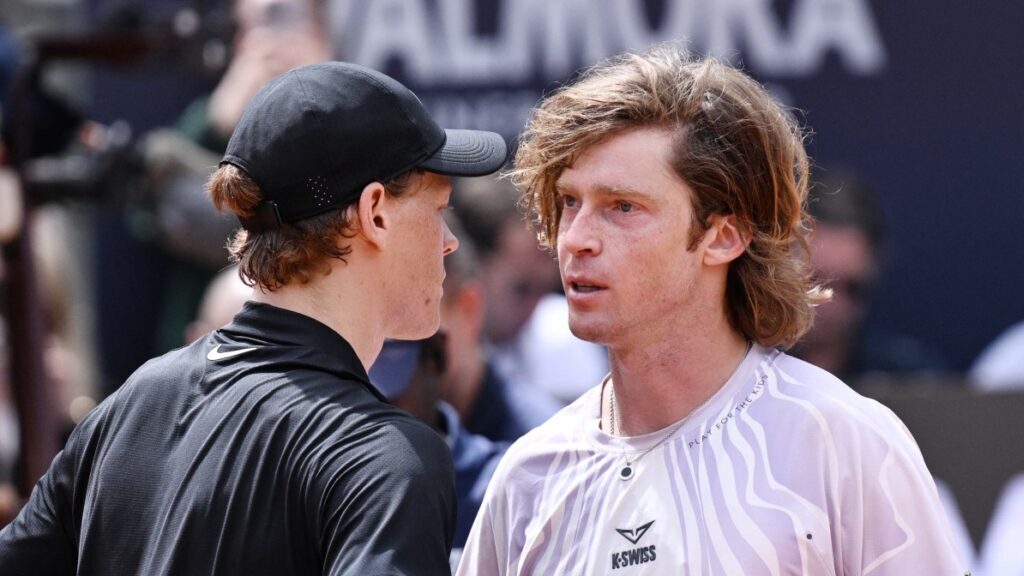 Masters 1000 de Rome : Jannik Sinner écarte Rublev et signe un nouveau record ! Masters 1000 de Rome : Jannik Sinner écarte Rublev et signe un nouveau record !