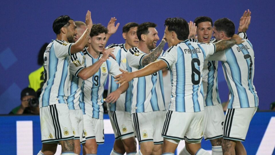 Coupe du Monde 2026 : l'Argentine s'offre l'Algérie sur le score de 3-0, Messi signe un triplé !