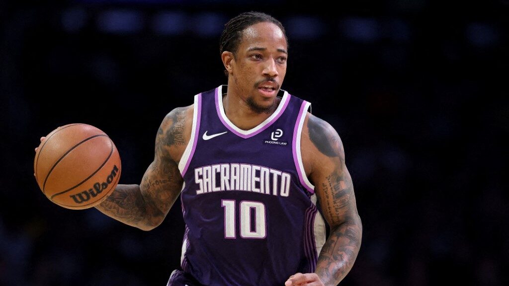 NBA : DeMar DeRozan coupé par les Kings est désormais agent libre NBA : DeMar DeRozan coupé par les Kings est désormais agent libre