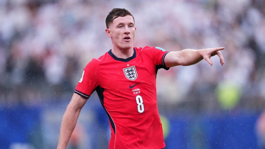 Mercato : Elliot Anderson signe à Manchester City pour plus de 130M€