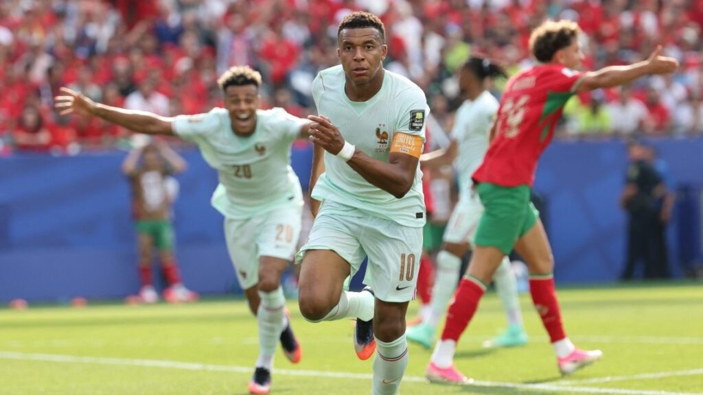 Coupe du Monde 2026 : La France se libère du Maroc grâce à ses attaquants en deuxième mi-temps Coupe du Monde 2026 : La France se libère du Maroc grâce à ses attaquants en deuxième mi-temps