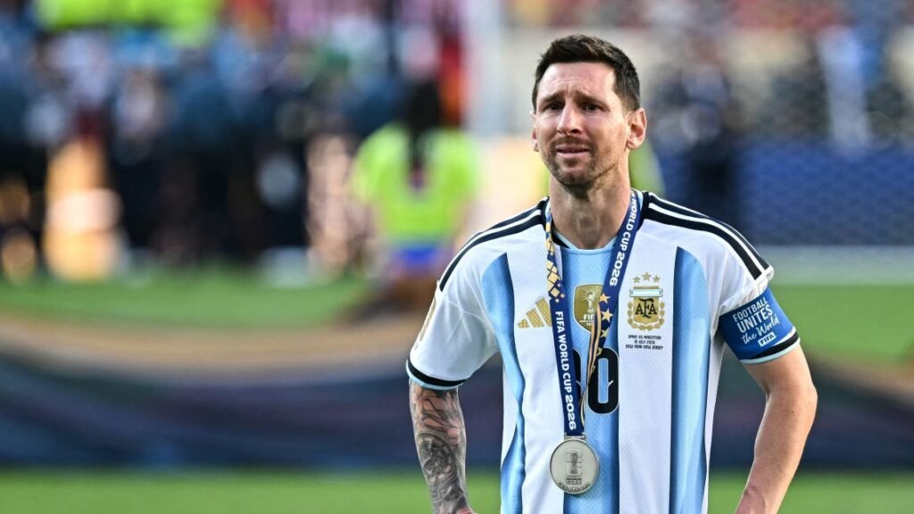 Argentine : Messi annonce sa retraite internationale